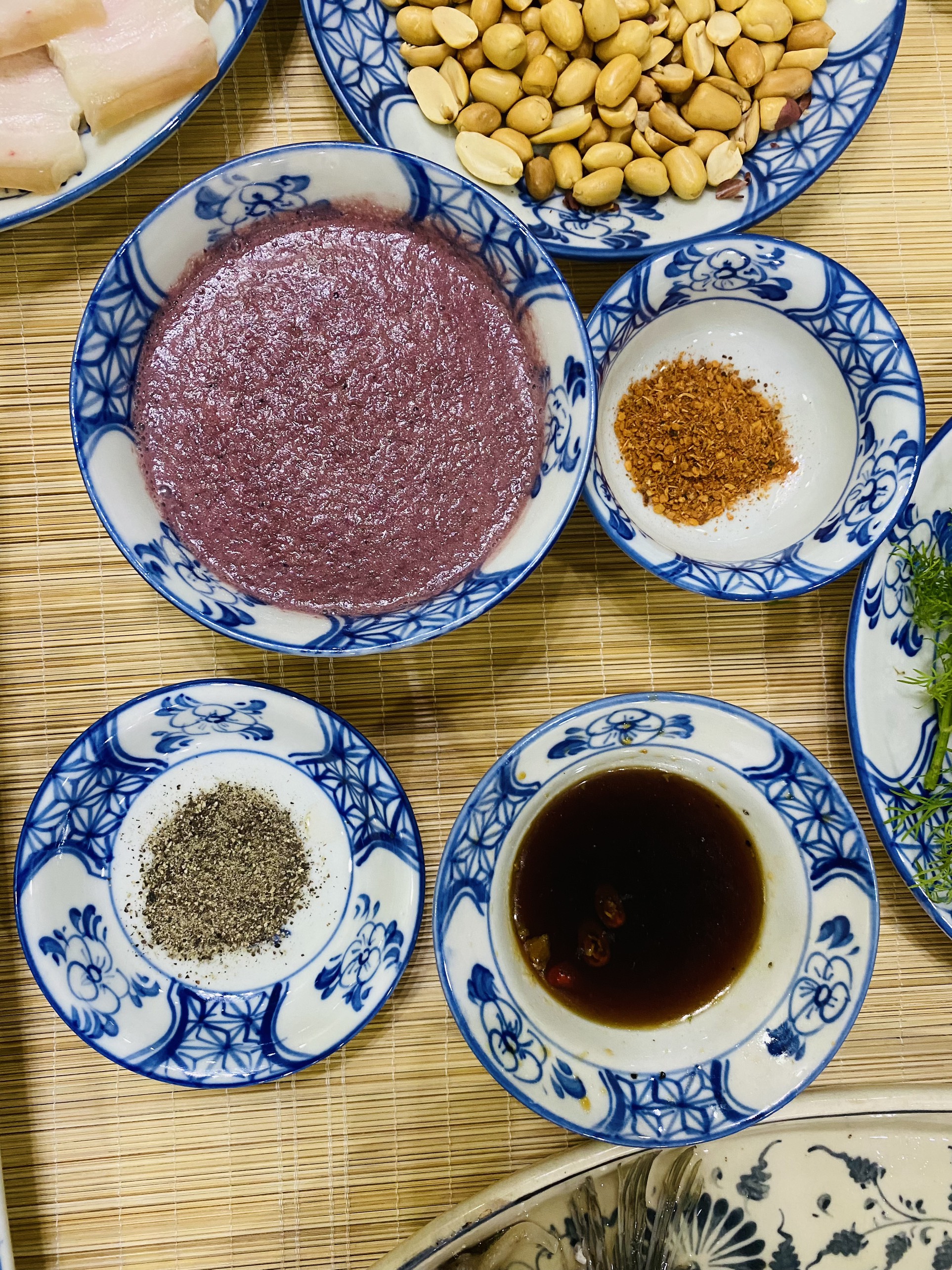 Nữ nhà báo Hà thành gợi ý cách nấu cháo cá ám thơm ngon, cực bổ, ấm sực ngày rét- Ảnh 5. Nữ nhà báo Hà thành gợi ý cách nấu cháo cá ám thơm ngon, cực bổ, ấm sực ngày rét- Ảnh 5.