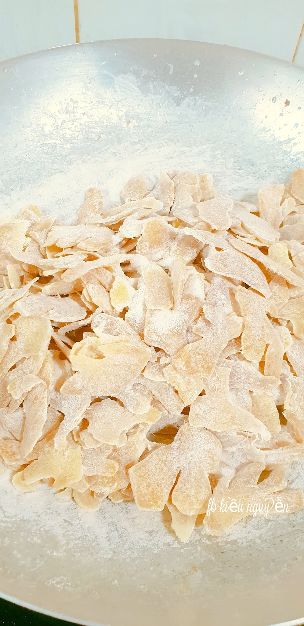 Loại củ gia vị quen thuộc còn là vị thuốc quý, đem làm mứt Tết vừa ngon vừa tốt cho sức khỏe- Ảnh 7. Loại củ gia vị quen thuộc còn là vị thuốc quý, đem làm mứt Tết vừa ngon vừa tốt cho sức khỏe- Ảnh 7.
