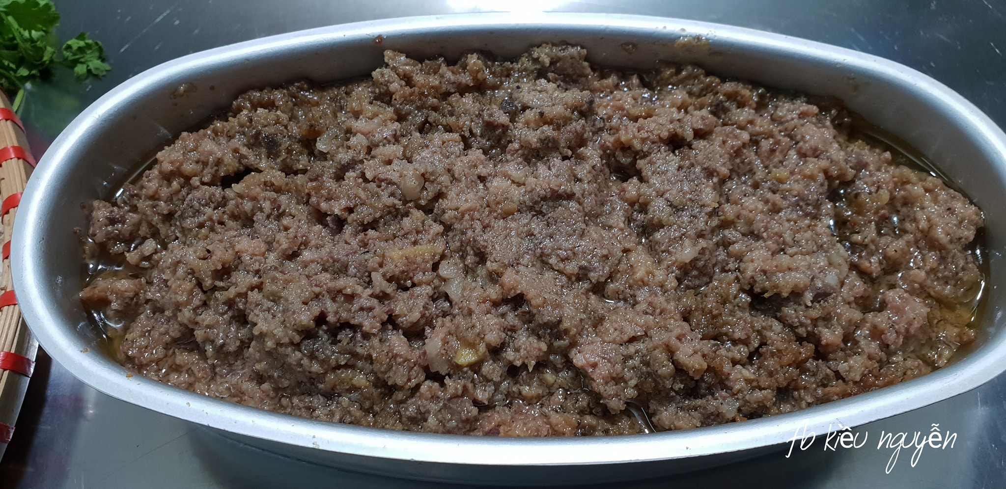 Bộ phận "siêu sắt" của con heo, ăn nhiều bổ máu, dưỡng mắt, thêm tí bánh mì thành món ngon nổi tiếng- Ảnh 2. Bộ phận "siêu sắt" của con heo, ăn nhiều bổ máu, dưỡng mắt, thêm tí bánh mì thành món ngon nổi tiếng- Ảnh 2.