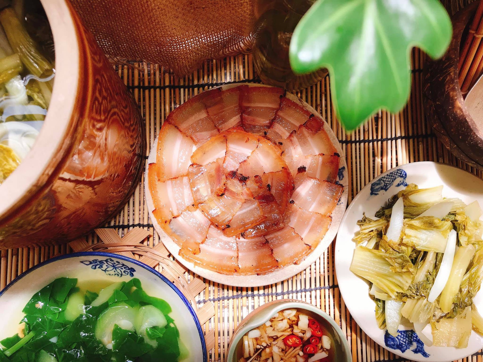 Muối dưa cải vàng ươm, không bị khú, để lâu không nổi váng, chống ngán ngày Tết cực ngon- Ảnh 3. Muối dưa cải vàng ươm, không bị khú, để lâu không nổi váng, chống ngán ngày Tết cực ngon- Ảnh 3.