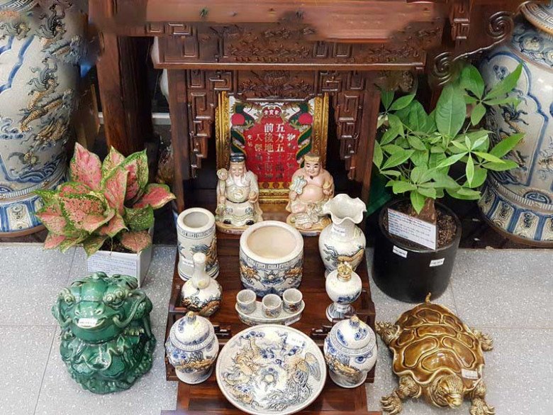 Bàn thờ Thần Tài phạm phải lỗi này, có mua vàng lấy vía thì cả năm cũng khó hốt lộc- Ảnh 3. Bàn thờ Thần Tài phạm phải lỗi này, có mua vàng lấy vía thì cả năm cũng khó hốt lộc- Ảnh 3.