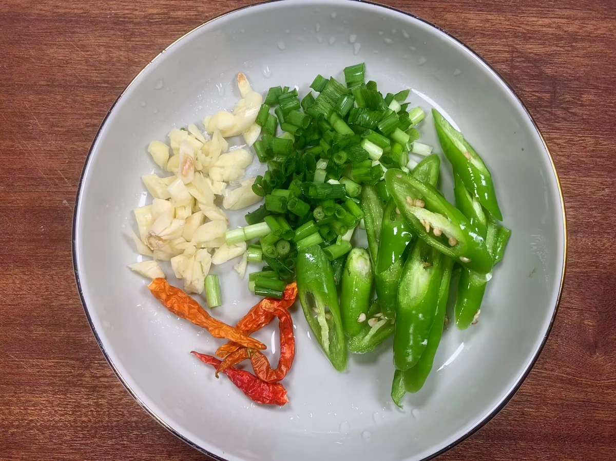 "Ăn 1 cân bằng ăn 10 con gà”, thực phẩm lạ hạ mỡ máu, ổn định đường huyết, xào cay cực ngon- Ảnh 4.