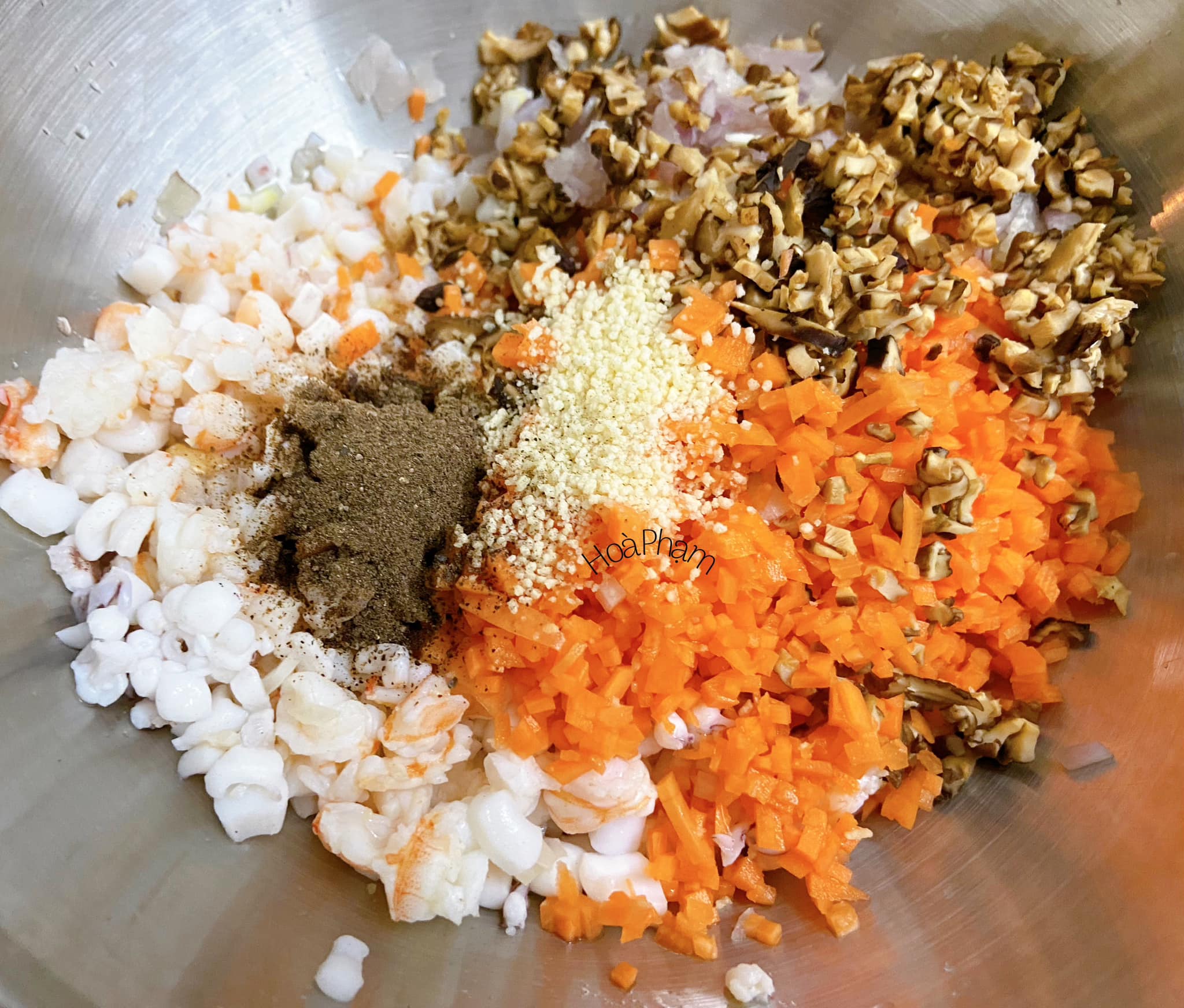 Bí quyết làm nem hải sản chiên xù giòn rụm, đẹp bắt mắt cho cỗ Tết- Ảnh 5.