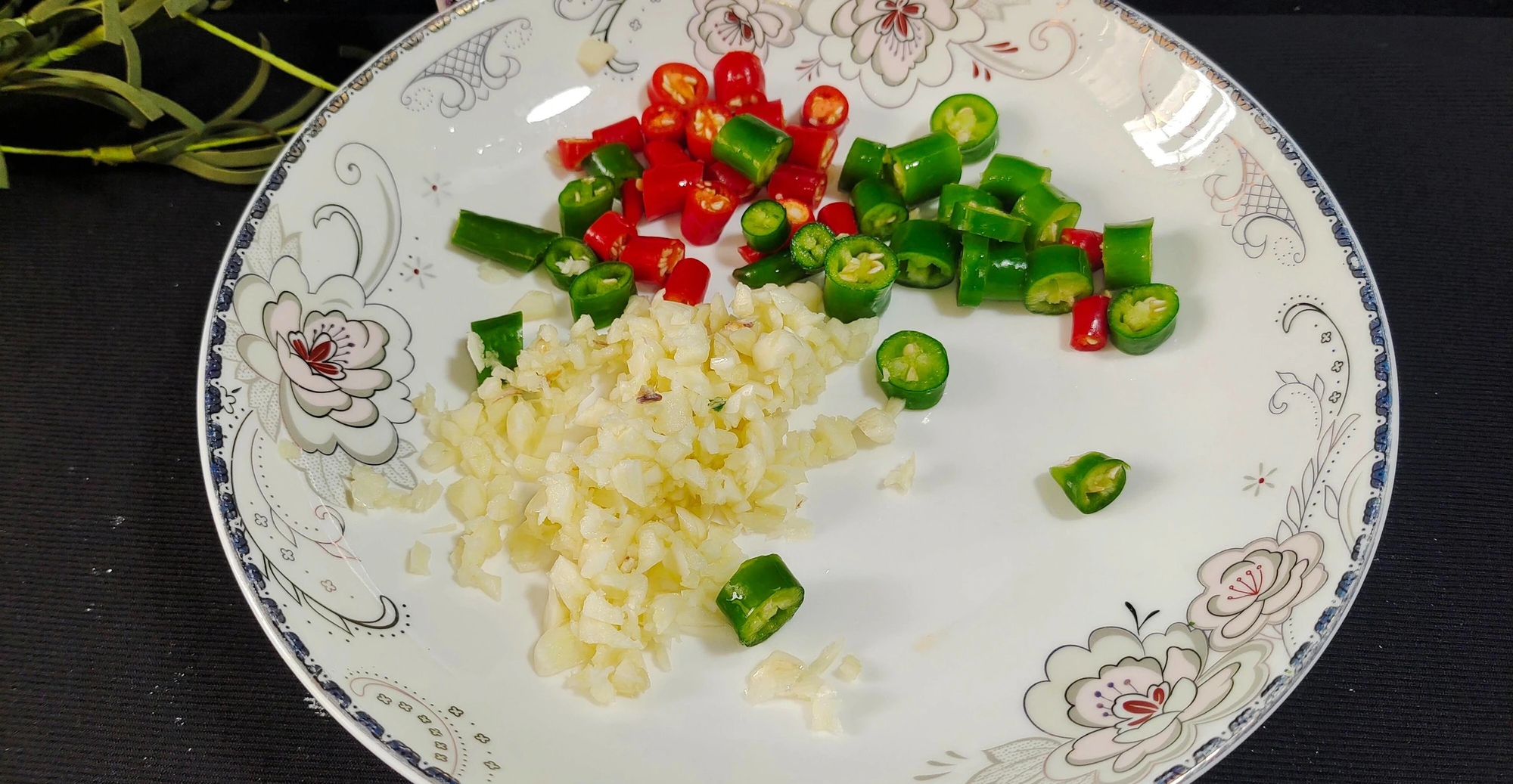 "Loại thịt" ăn cả vỏ, có canxi cao gấp 3 lần sữa, xào một đĩa với rau hẹ vô cùng thơm ngon, hấp dẫn- Ảnh 5.