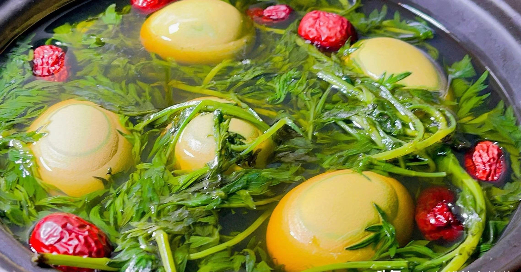 "Mùa xuân ăn 1 cọng cỏ, sống trăm tuổi cũng không già", đó là chỉ loại rau gì vậy? - Ảnh 5.