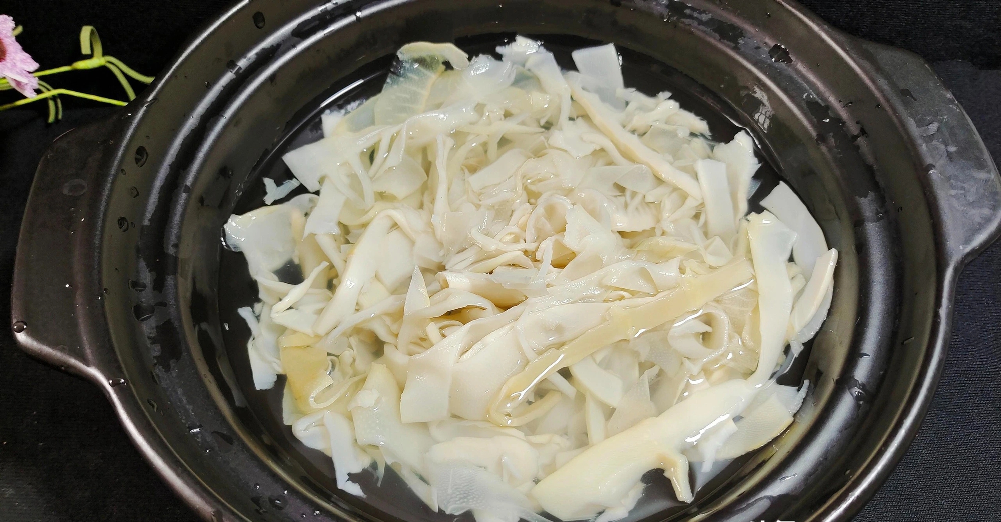 Loại củ "báu vật chôn trong đất", 1 miếng chứa 17 axit amin, hầm với thịt bò giòn ngọt, tươi mềm- Ảnh 4.