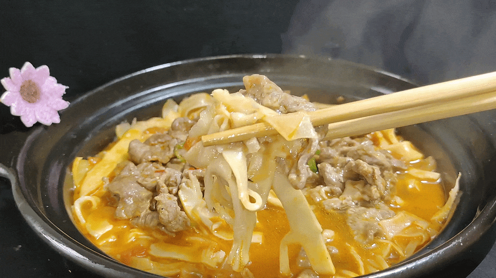 Loại củ "báu vật chôn trong đất", 1 miếng chứa 17 axit amin, hầm với thịt bò giòn ngọt, tươi mềm- Ảnh 2.