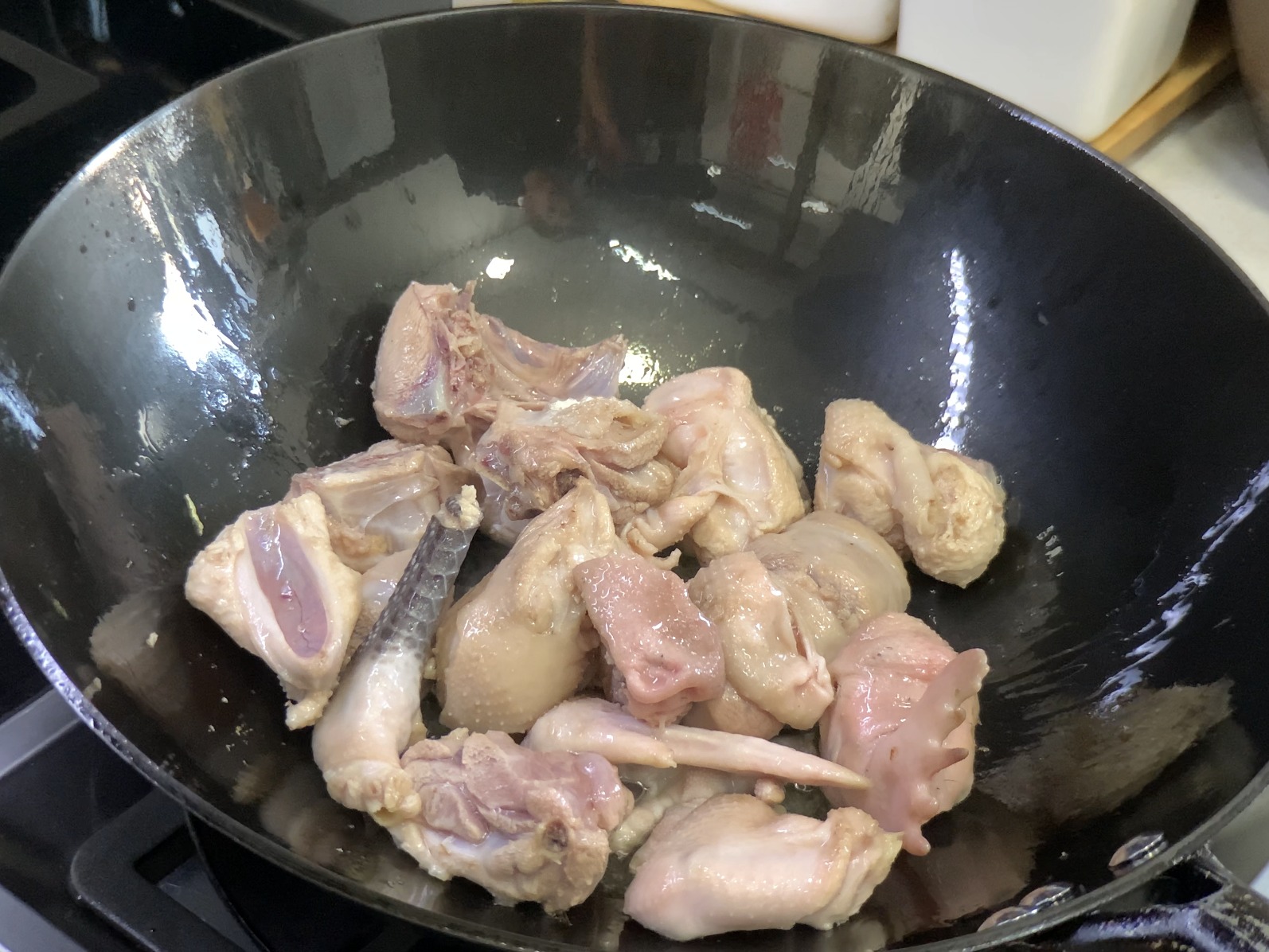 Loại rau "vua" của mùa xuân, tươi mát, ngon miệng, không nên ăn nhiều, nấu canh gà cực thơm- Ảnh 6.