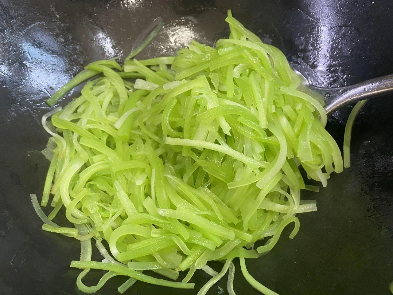 Loại rau tươi non, giòn ngọt hơn măng xuân, rẻ tiền nhưng bổ dưỡng, trộn - xào đều ngon- Ảnh 4.