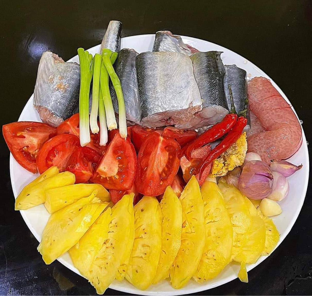 Loại cá có tên độc lạ, giàu chất dinh dưỡng, đem kho với dứa thành món ngon hao cơm- Ảnh 2.