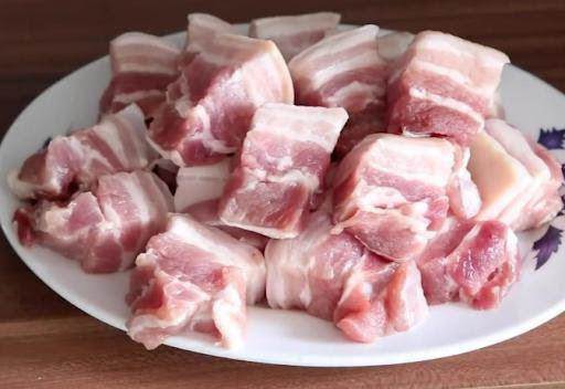 Cách làm thịt kho tiêu ngon, thơm mềm, chuẩn vị, hao cơm phải biết- Ảnh 4.