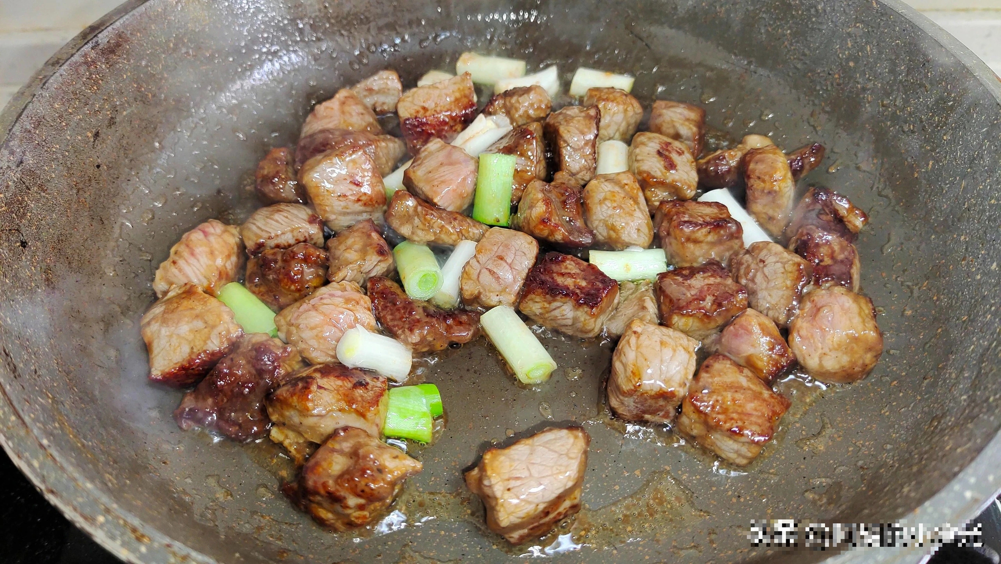 Loại rau "trường thọ" có 18 axit amin, selen gấp 80 lần hành tây, xào thịt bò mềm và thơm- Ảnh 9.