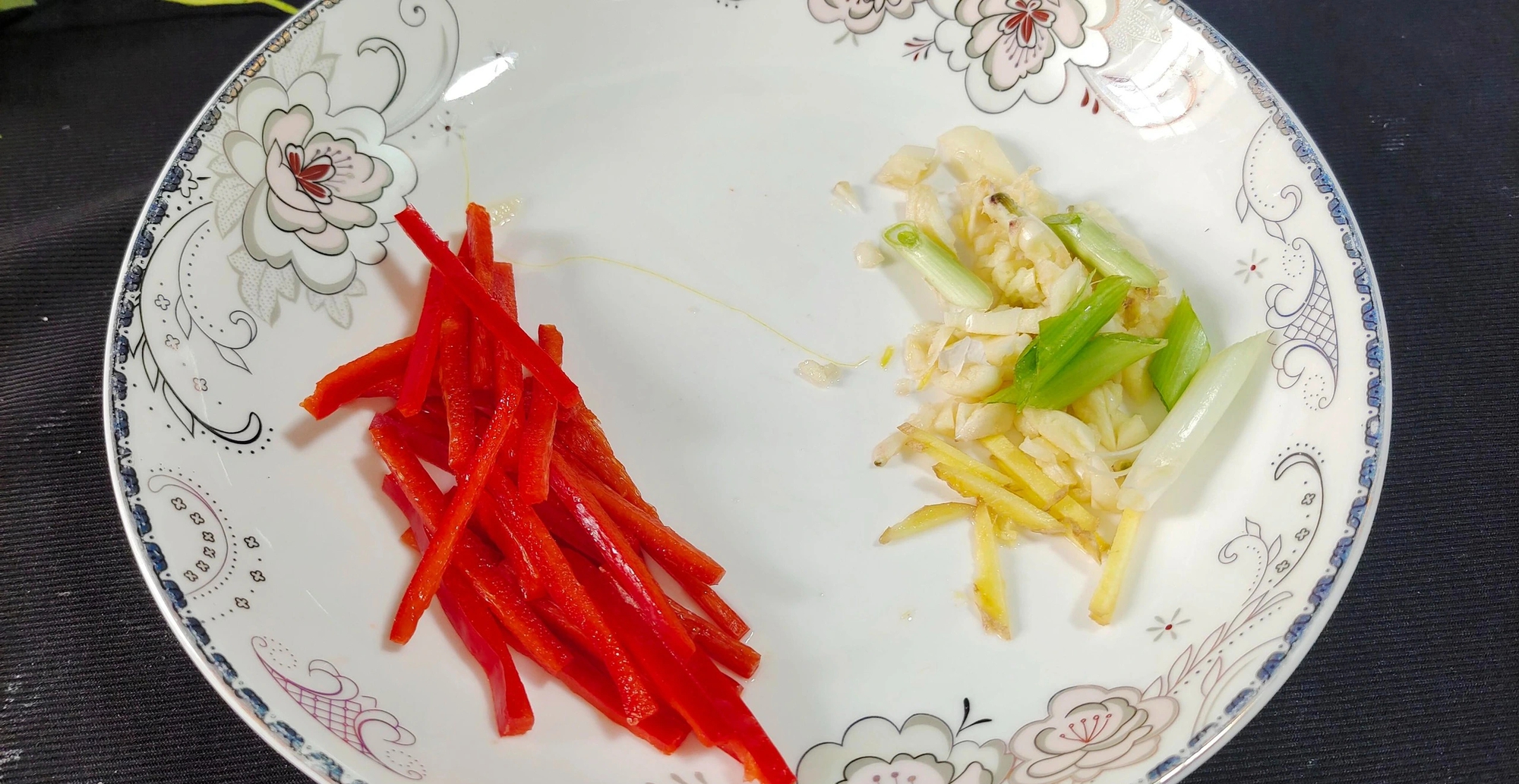 Loại rau "nhân sâm xanh" ít người biết, siêu vitamin, bổ máu, lợi gan, xào thịt bò cực giòn ngọt- Ảnh 7.