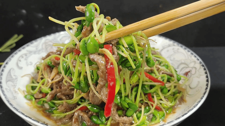 Loại rau "nhân sâm xanh" ít người biết, siêu vitamin, bổ máu, lợi gan, xào thịt bò cực giòn ngọt- Ảnh 1.