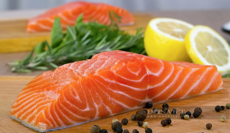 Kho cá với loại hạt xanh "nhỏ mà có võ này", xương nhừ, thịt thơm, ăn trôi cả nồi cơm - Ảnh 1.