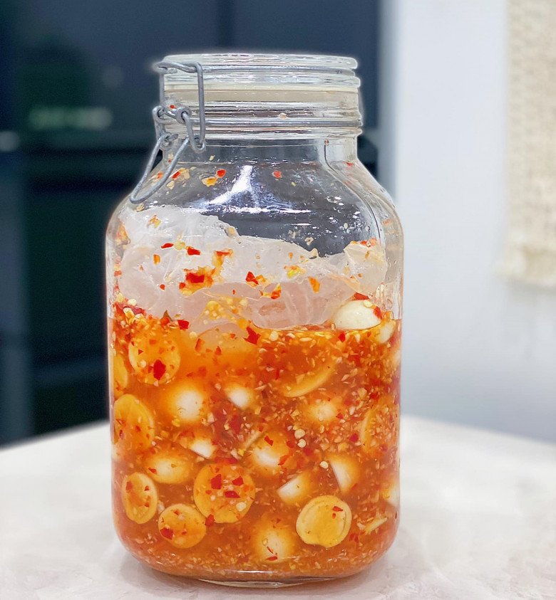 Cách làm cà pháo muối chua ngọt ngon, giòn tan không bị thâm hay màng ủng của mẹ đảm- Ảnh 9.