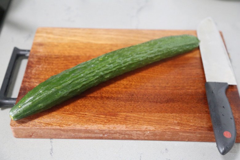 Nắng lên, dưa chuột đem làm kiểu này vừa giòn ngon lại thanh mát lại chống ngán rất tốt- Ảnh 1.