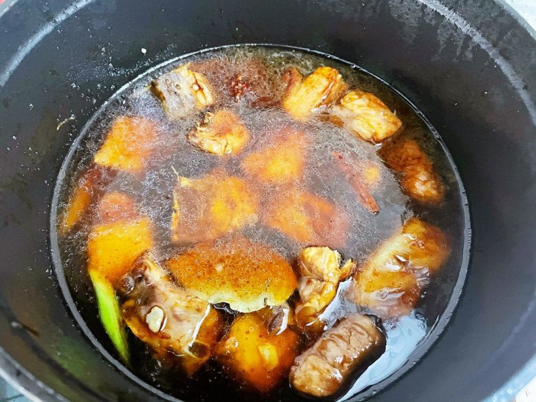 Sườn kho không đã ngon, thêm quả bé tí lại bùi bùi này vào độ hấp dẫn tăng gấp bội- Ảnh 6. Sườn kho không đã ngon, thêm quả bé tí lại bùi bùi này vào độ hấp dẫn tăng gấp bội- Ảnh 6.