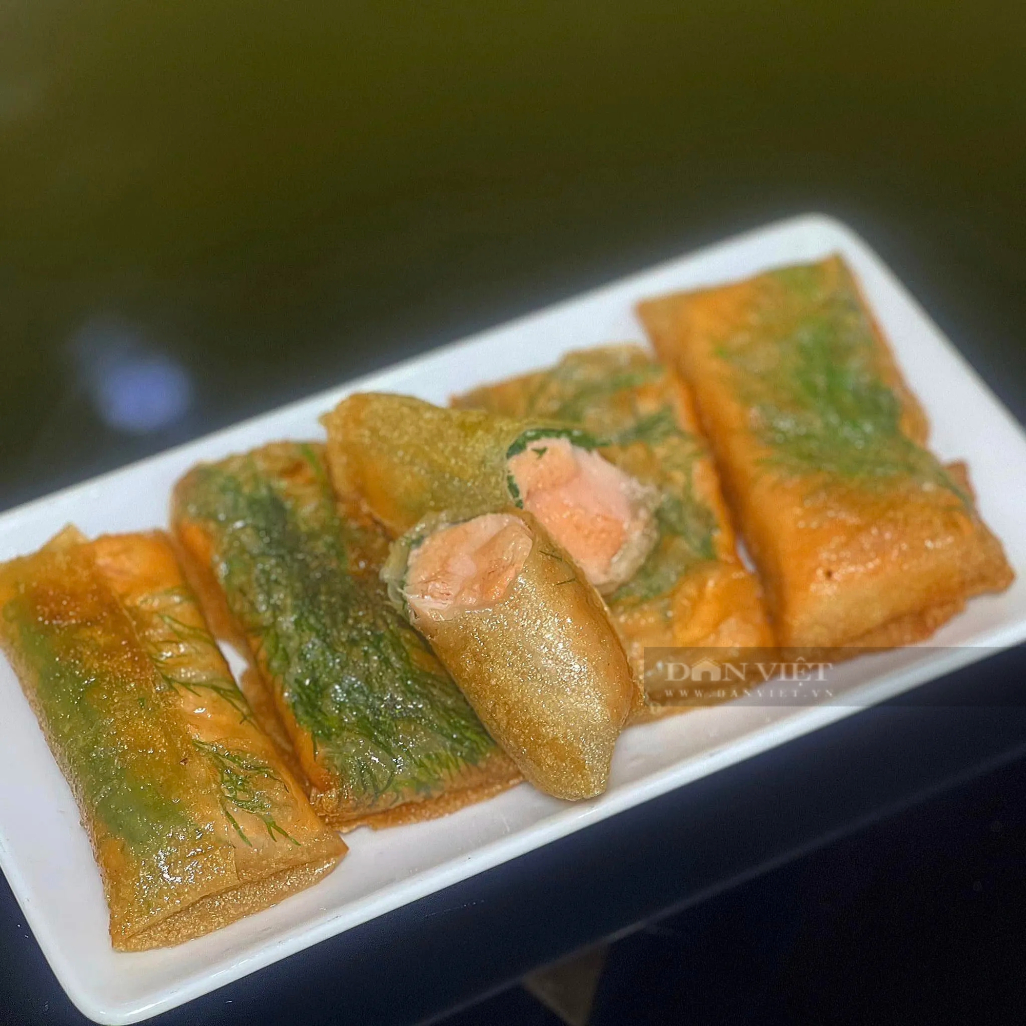 Loại cá có Omega 3 sung túc, DHA dồi dào, siêu thực phẩm cho sức khỏe, cuộn lá ram rán cực ngon- Ảnh 1.