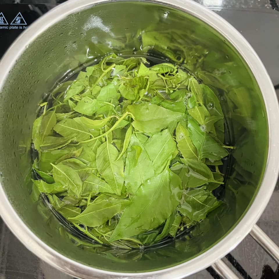 Loại lá đắng, ít người biết, có tác dụng giảm mỡ máu, tiểu đường, trộn gỏi cá lóc cực ngon - Ảnh 7. Loại lá đắng, ít người biết, có tác dụng giảm mỡ máu, tiểu đường, trộn gỏi cá lóc cực ngon - Ảnh 7.
