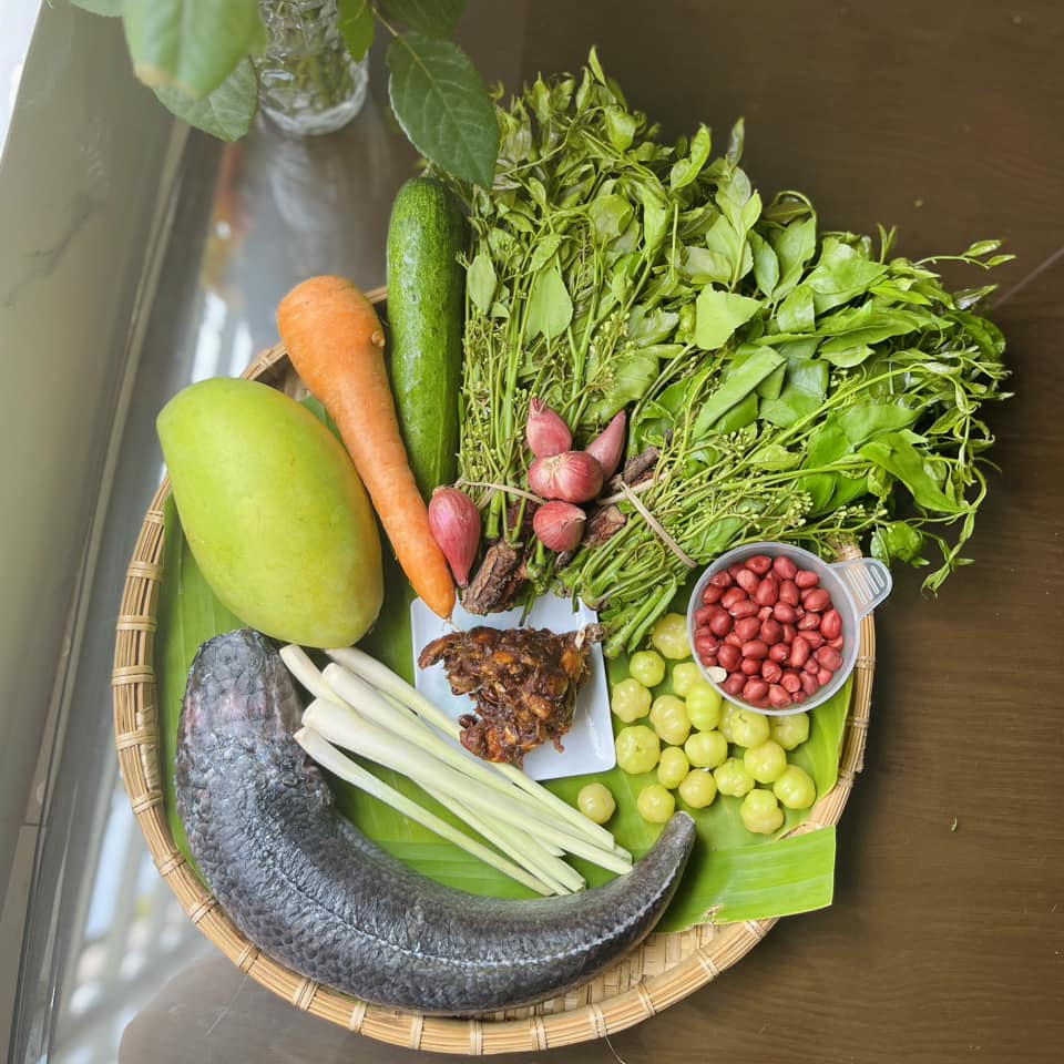 Loại lá đắng, ít người biết, có tác dụng giảm mỡ máu, tiểu đường, trộn gỏi cá lóc cực ngon - Ảnh 3. Loại lá đắng, ít người biết, có tác dụng giảm mỡ máu, tiểu đường, trộn gỏi cá lóc cực ngon - Ảnh 3.