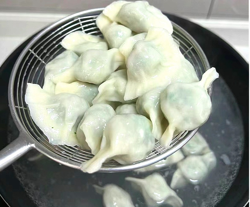 Tháng 3 Âm lịch, ăn loại rau dại này giúp cải thiện thị lực, tăng cường cơ bắp, làm sủi cảo cực ngon- Ảnh 11.