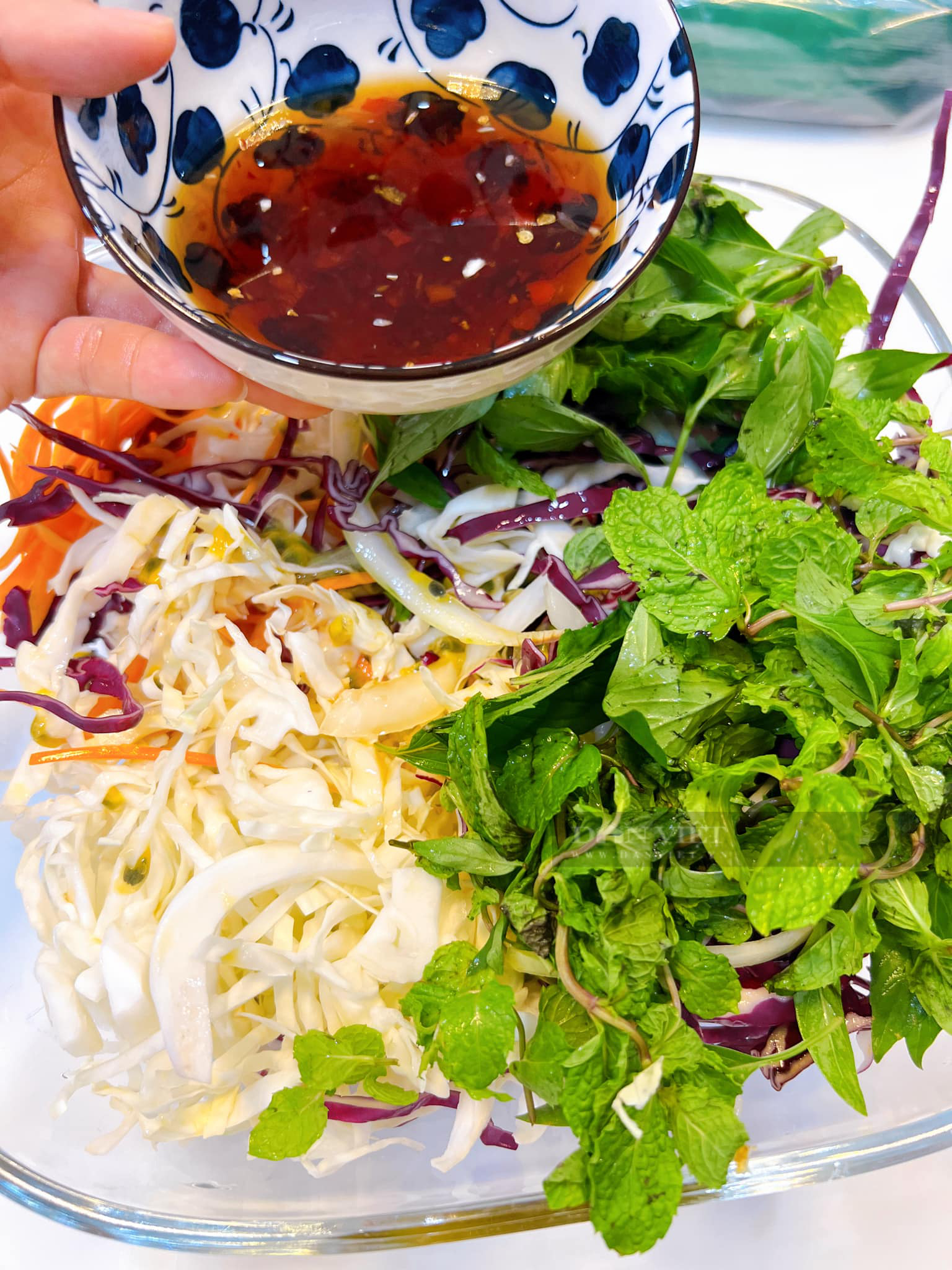 Loại củ "trường thọ", bổ dưỡng hơn khoai tây, đem làm gỏi thành món lạ vừa ngon vừa mát- Ảnh 6.