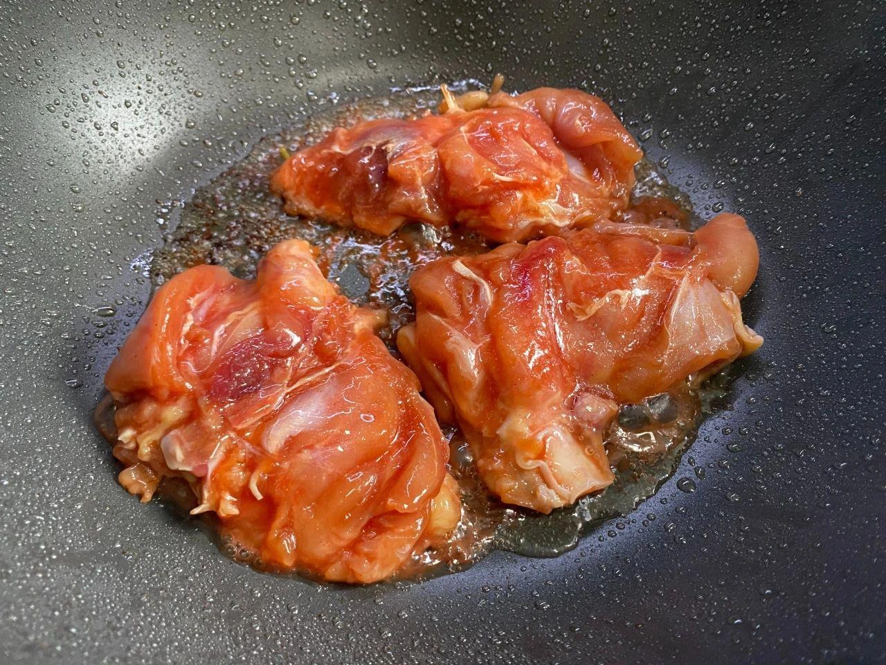 Loại thịt ngon hơn cá, nhiều đạm, ít mỡ hơn thịt lợn, ăn nhiều không lo tăng cân, om nhừ rất thơm- Ảnh 7.