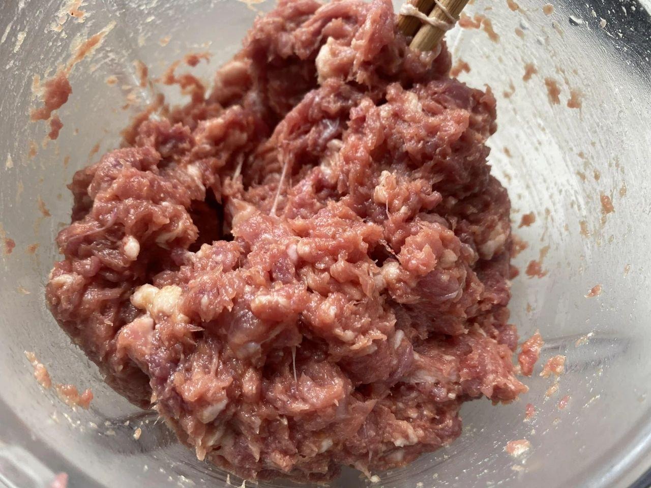 Loại thịt giá rẻ cần cho trẻ ăn nhiều vào mùa hè để tăng tốc chiều cao, làm cách này thịt mềm thơm, hấp dẫn- Ảnh 5.