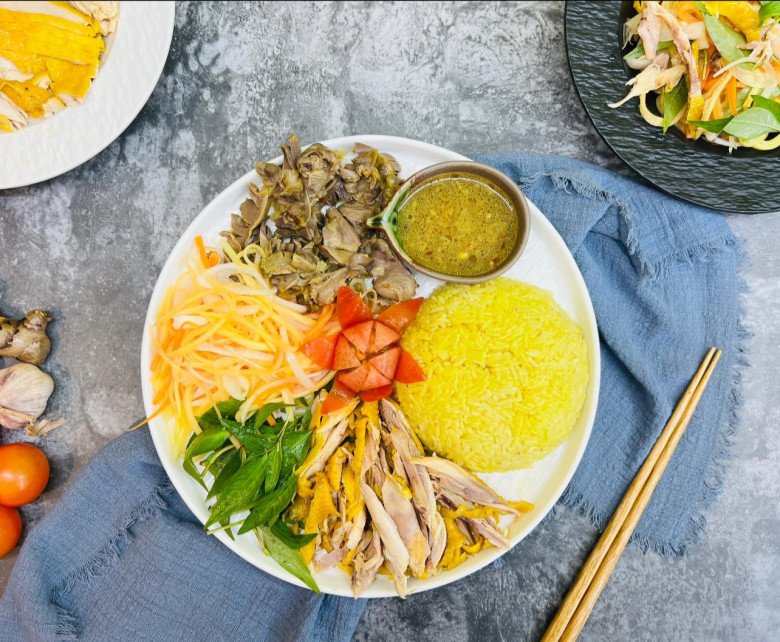 Cuối tuần làm cơm gà Hội An vừa ngon lại dễ ăn, đỡ phải bày biện nhiều món cho cả nhà- Ảnh 10. Cuối tuần làm cơm gà Hội An vừa ngon lại dễ ăn, đỡ phải bày biện nhiều món cho cả nhà- Ảnh 10.
