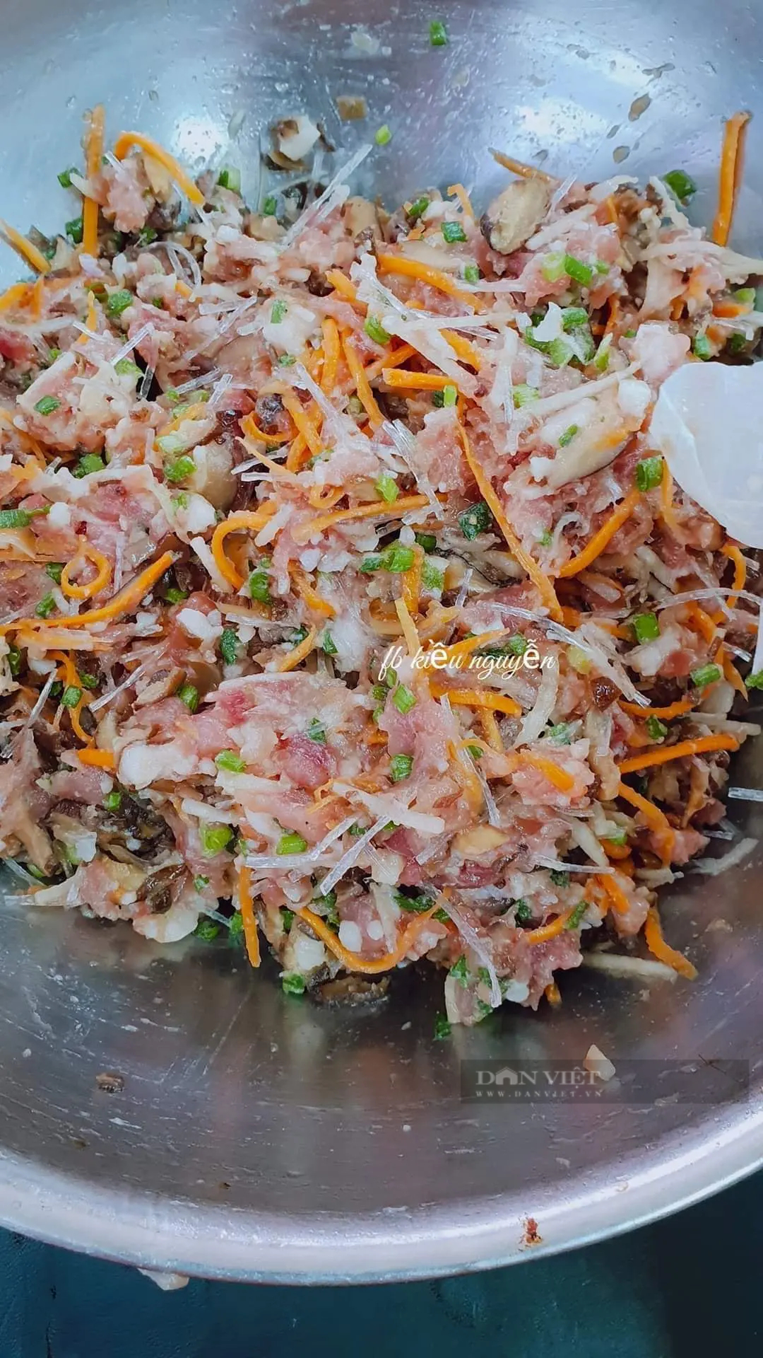 Để làm nem rán giòn rụm, thơm phức, đừng bỏ qua bước quan trọng này- Ảnh 4.