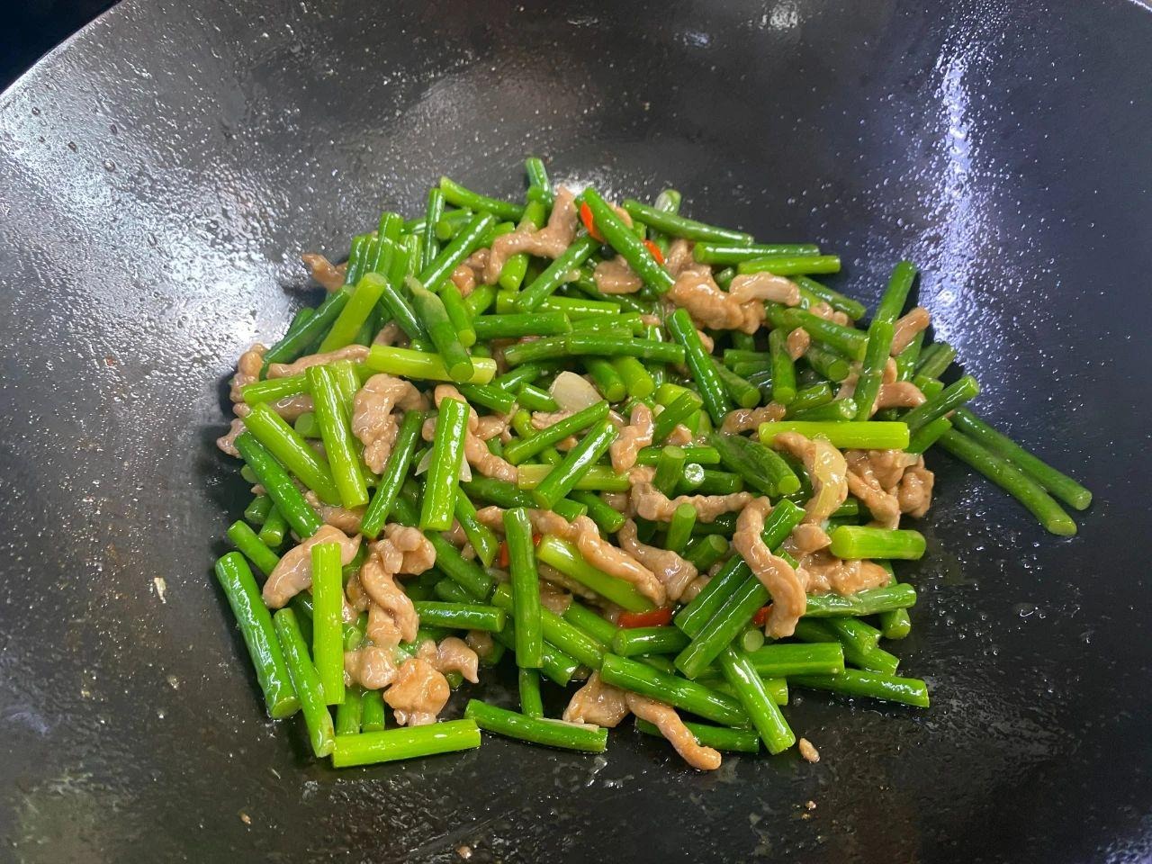 Loại rau chứa penicillin tự nhiên, chống lại virus, tươi ngon, bổ dưỡng, xào thịt thơm giòn sừn sựt- Ảnh 10.