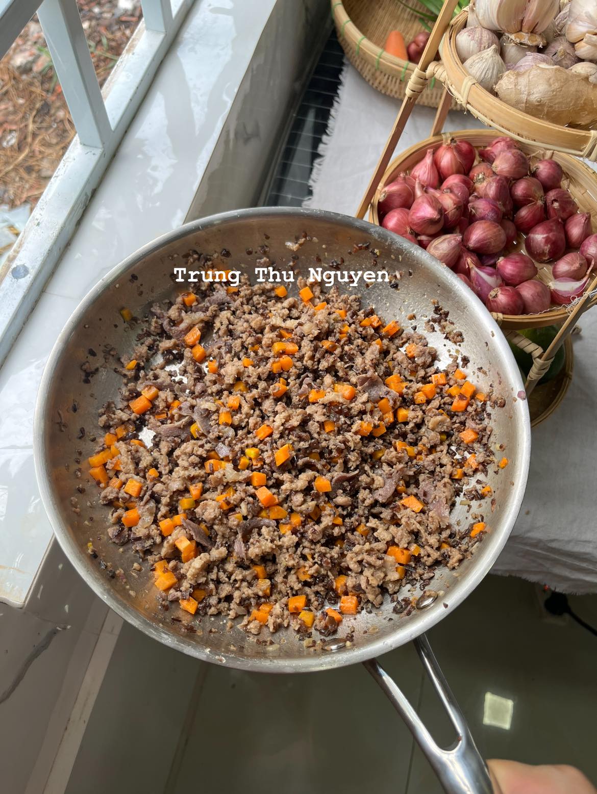 Loại thịt bổ hơn thịt dê, rẻ hơn thịt bò, đem nấu xôi thành món ăn thơm ngon hấp dẫn- Ảnh 6.