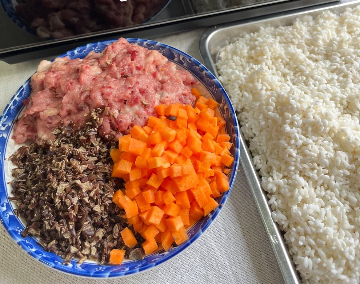 Loại thịt bổ hơn thịt dê, rẻ hơn thịt bò, đem nấu xôi thành món ăn thơm ngon hấp dẫn- Ảnh 5.