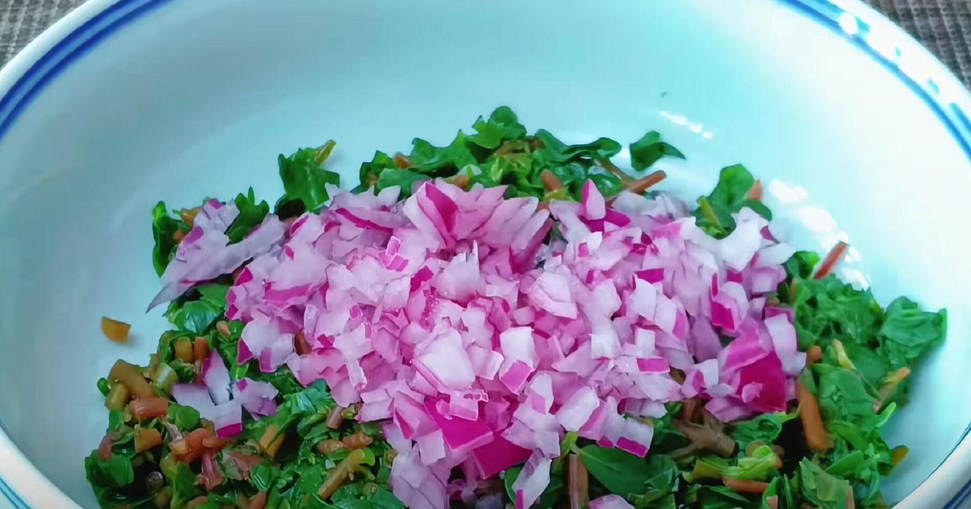 Loại rau dại "trường thọ", ăn nhiều giải độc, cải thiện thị lực, hạ đường huyết, làm bánh, trộn nộm rất ngon- Ảnh 6.