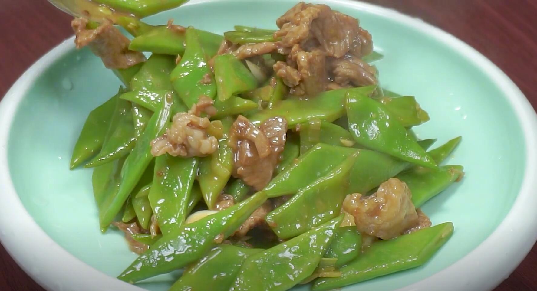 Loại rau giá rẻ bán đầy chợ, giúp thanh nhiệt, hạ đường huyết, xào thịt cực thơm- Ảnh 11.