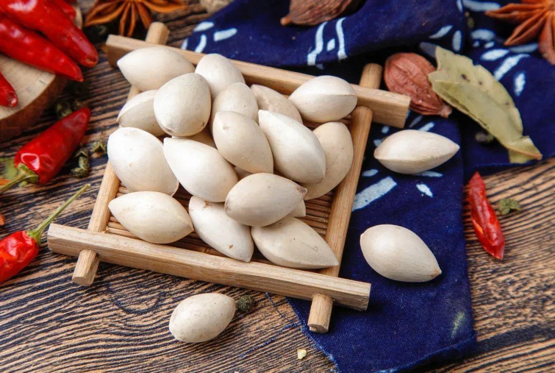 Cây cảnh cát tường, dát vàng lộng lẫy, thu hút tài lộc, xua đuổi tà ma nhưng không phải ai cũng thích trồng- Ảnh 6.