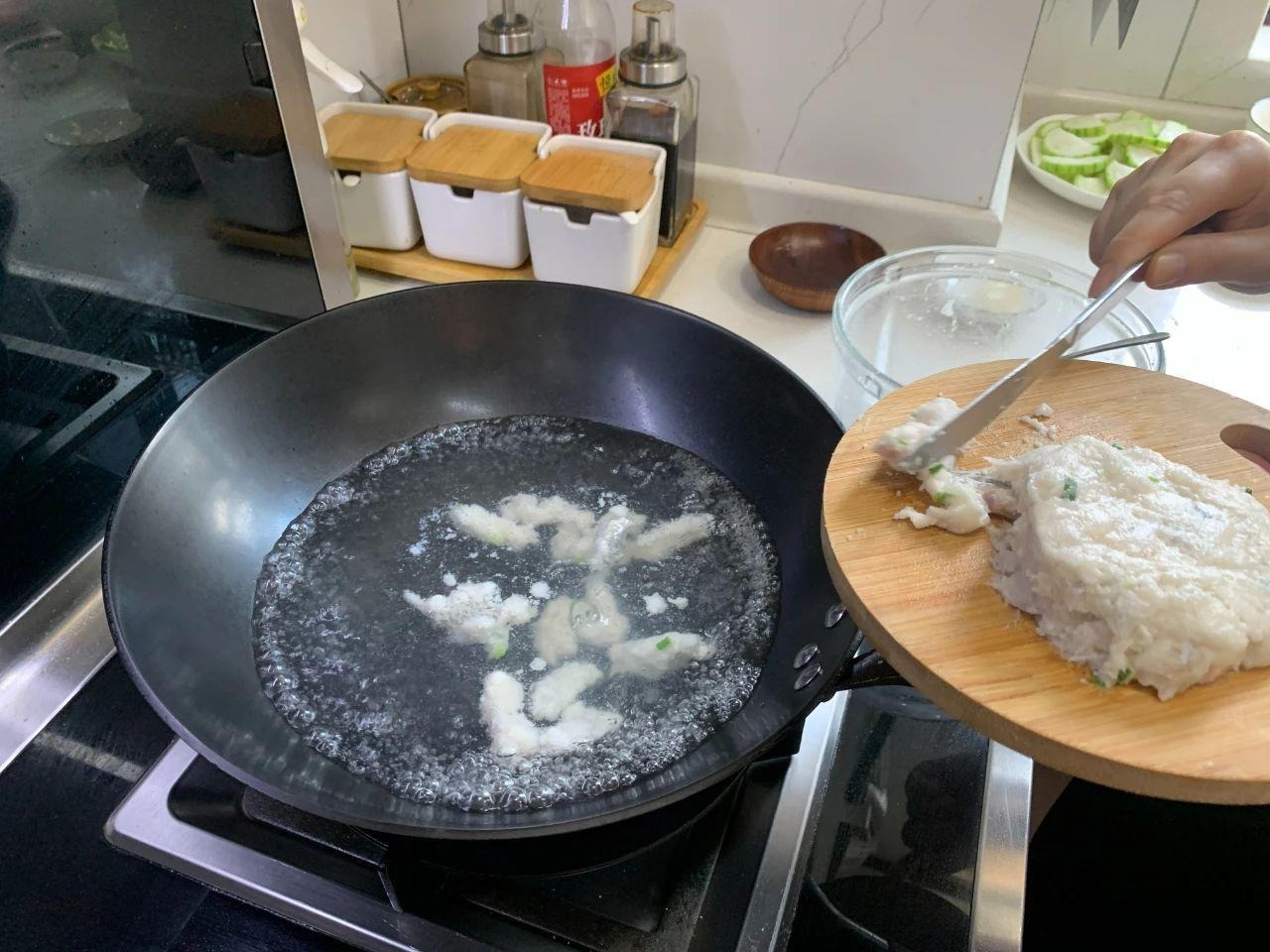 Loại cá "vô địch bổ não", DHA nhiều gấp 5 lần quả óc chó, 8 lần tôm, làm canh chả viên thơm phức- Ảnh 8.