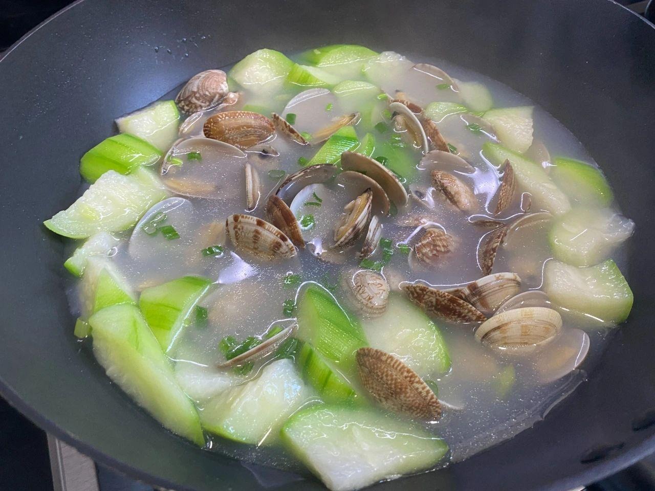 Loại rau giá rẻ, được coi là "quả dưa thần tiên", thanh nhiệt, giải độc, trắng da, làm món gì cũng ngon- Ảnh 11.