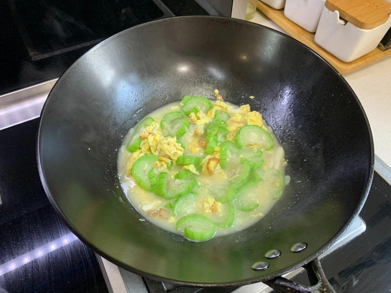 Loại rau giá rẻ, được coi là "quả dưa thần tiên", thanh nhiệt, giải độc, trắng da, làm món gì cũng ngon- Ảnh 16.