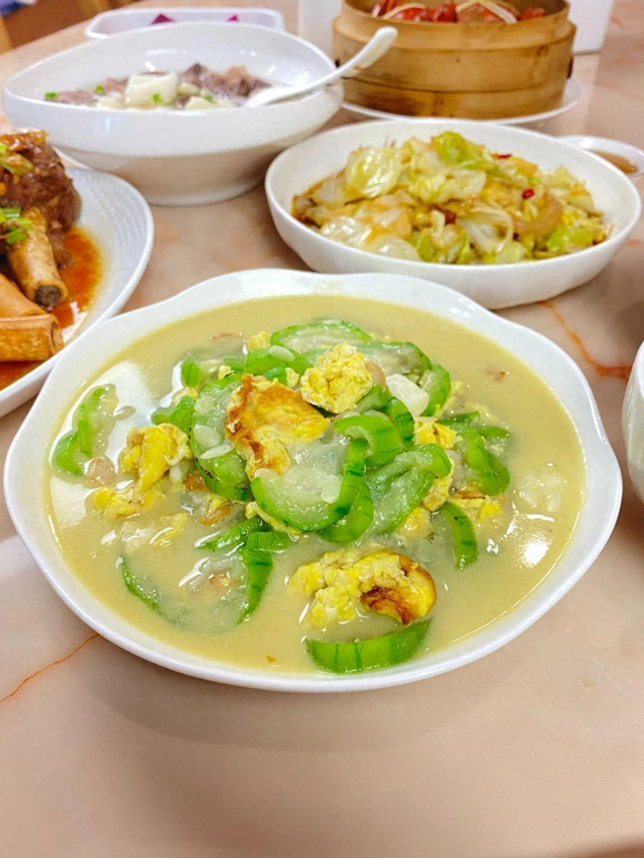 Loại rau giá rẻ, được coi là "quả dưa thần tiên", thanh nhiệt, giải độc, trắng da, làm món gì cũng ngon- Ảnh 2.