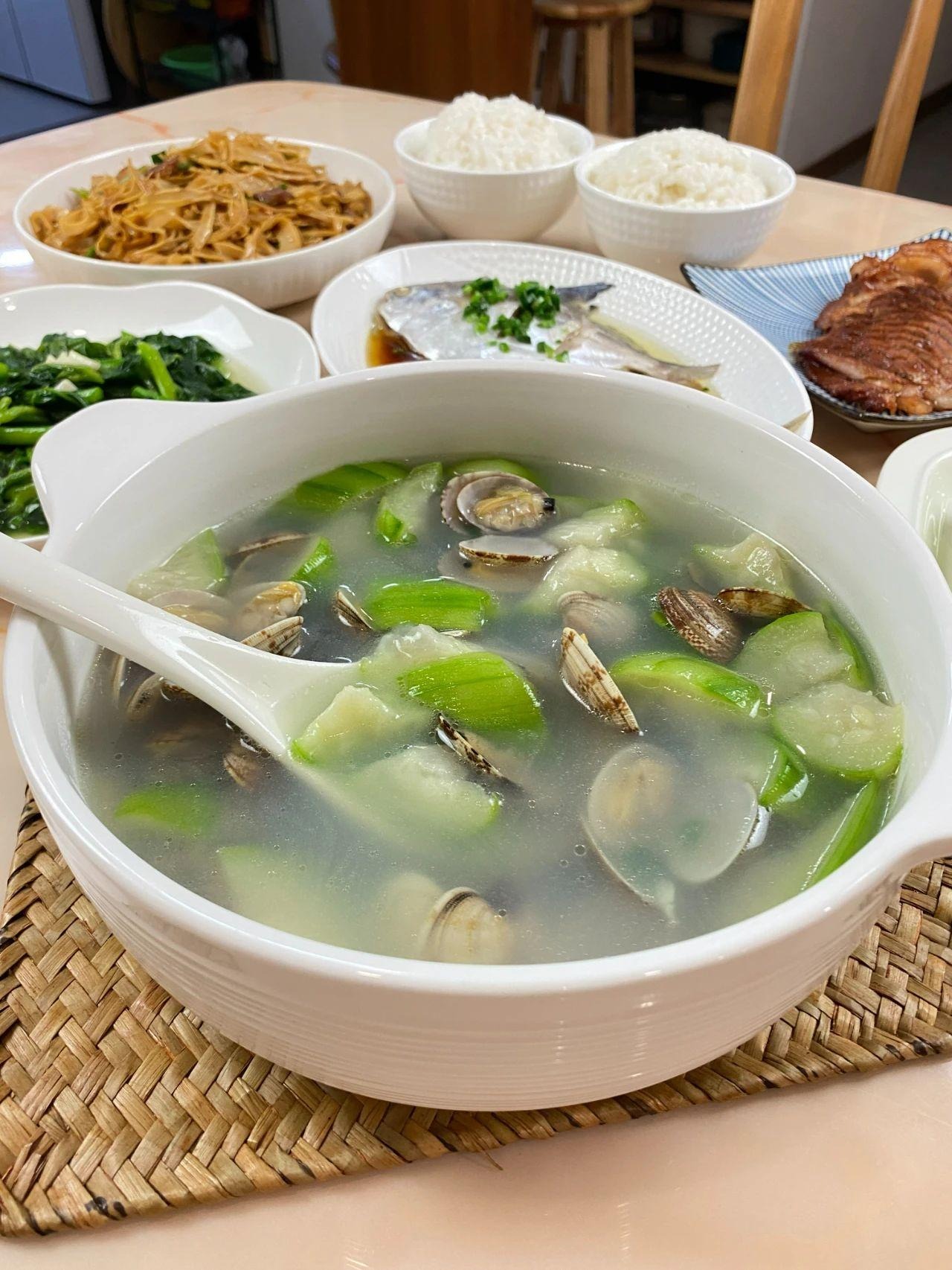 Loại rau giá rẻ, được coi là "quả dưa thần tiên", thanh nhiệt, giải độc, trắng da, làm món gì cũng ngon- Ảnh 8.