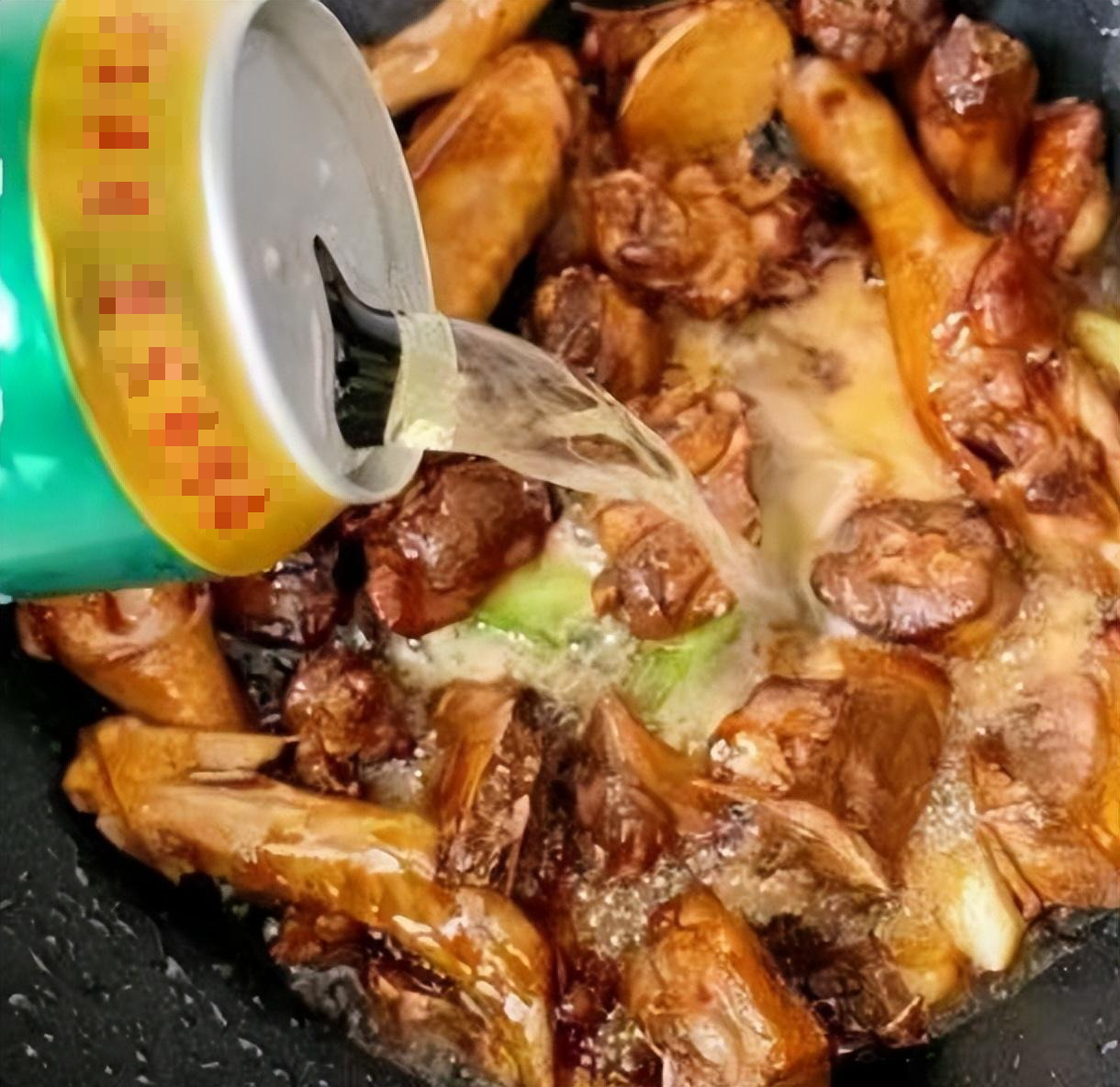 Loại rau gia vị giá rẻ lại là vị thuốc quý, ăn nhiều giúp tăng cường miễn dịch, om thịt vịt ngon lạ- Ảnh 8. Loại rau gia vị giá rẻ lại là vị thuốc quý, ăn nhiều giúp tăng cường miễn dịch, om thịt vịt ngon lạ- Ảnh 8.
