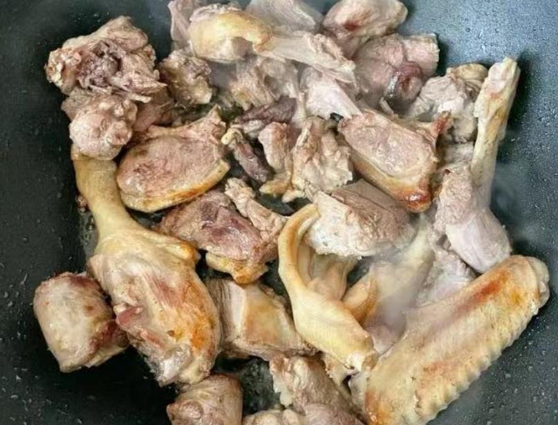 Loại rau gia vị giá rẻ lại là vị thuốc quý, ăn nhiều giúp tăng cường miễn dịch, om thịt vịt ngon lạ- Ảnh 6. Loại rau gia vị giá rẻ lại là vị thuốc quý, ăn nhiều giúp tăng cường miễn dịch, om thịt vịt ngon lạ- Ảnh 6.