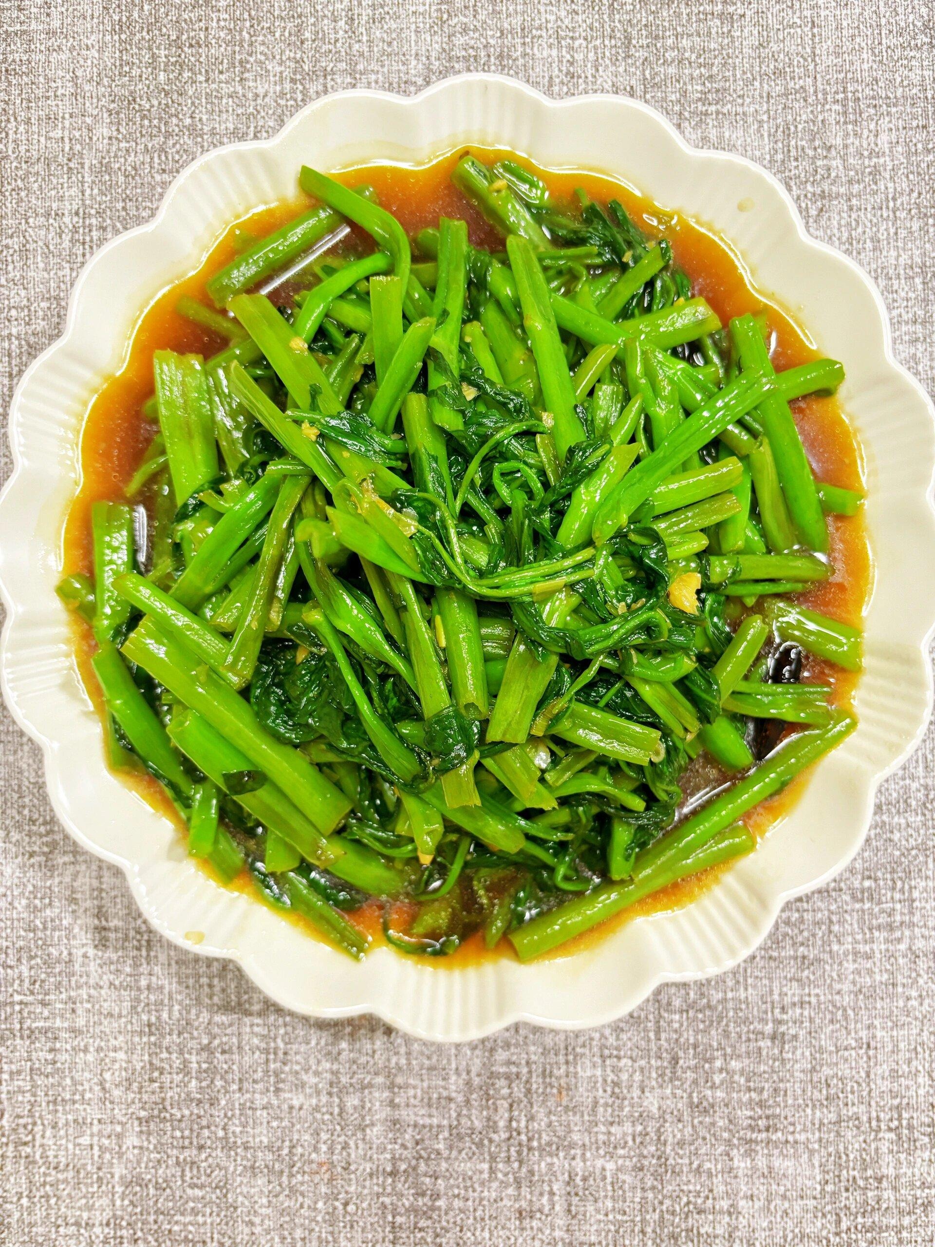 Loại rau quốc dân, giá rẻ, canxi gấp 10 lần cà chua, ăn nhiều trẻ cao, già khỏe, làm món gì cũng ngon- Ảnh 3.
