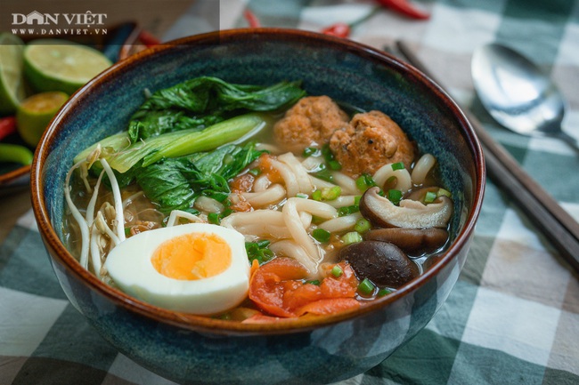 Bí quyết nấu món mì Udon chả cua siêu ngọt mà không cần dùng xương - Ảnh 3. Bí quyết nấu món mì Udon chả cua siêu ngọt mà không cần dùng xương - Ảnh 3.