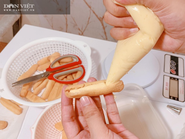 Bí quyết làm bánh su kem thơm ngon, mềm ngọt cho bé - Ảnh 2. Bí quyết làm bánh su kem thơm ngon, mềm ngọt cho bé - Ảnh 2.
