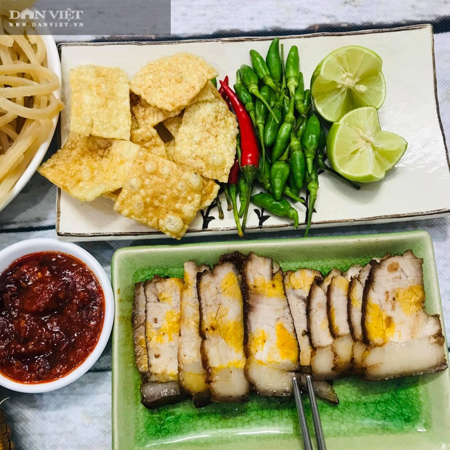 Cách nấu món cao lầu Hội An chuẩn vị thơm ngon - Ảnh 3. Cách nấu món cao lầu Hội An chuẩn vị thơm ngon - Ảnh 3.