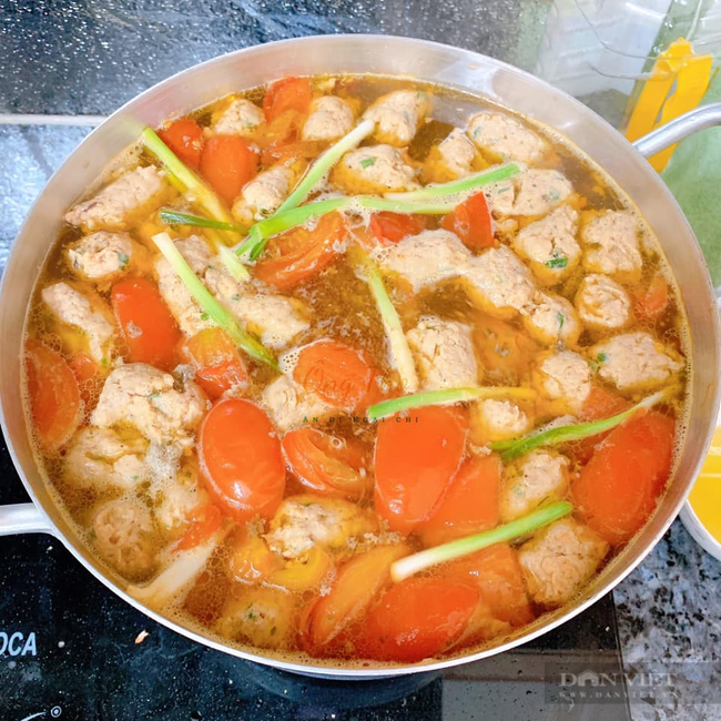 Mách bạn cách nấu bún riêu ba khía đậm đà thơm ngon - Ảnh 2. Mách bạn cách nấu bún riêu ba khía đậm đà thơm ngon - Ảnh 2.