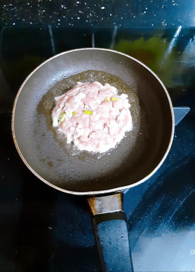 Đừng đổ cơm nguội, hãy làm món ngon tuyệt vời này. - Ảnh 7. Đừng đổ cơm nguội, hãy làm món ngon tuyệt vời này. - Ảnh 7.